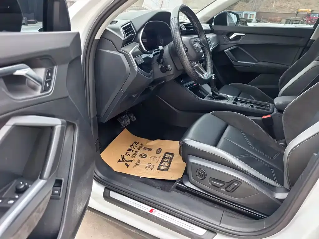 Audi Q3 Sportback 2023 из CN, фото 5