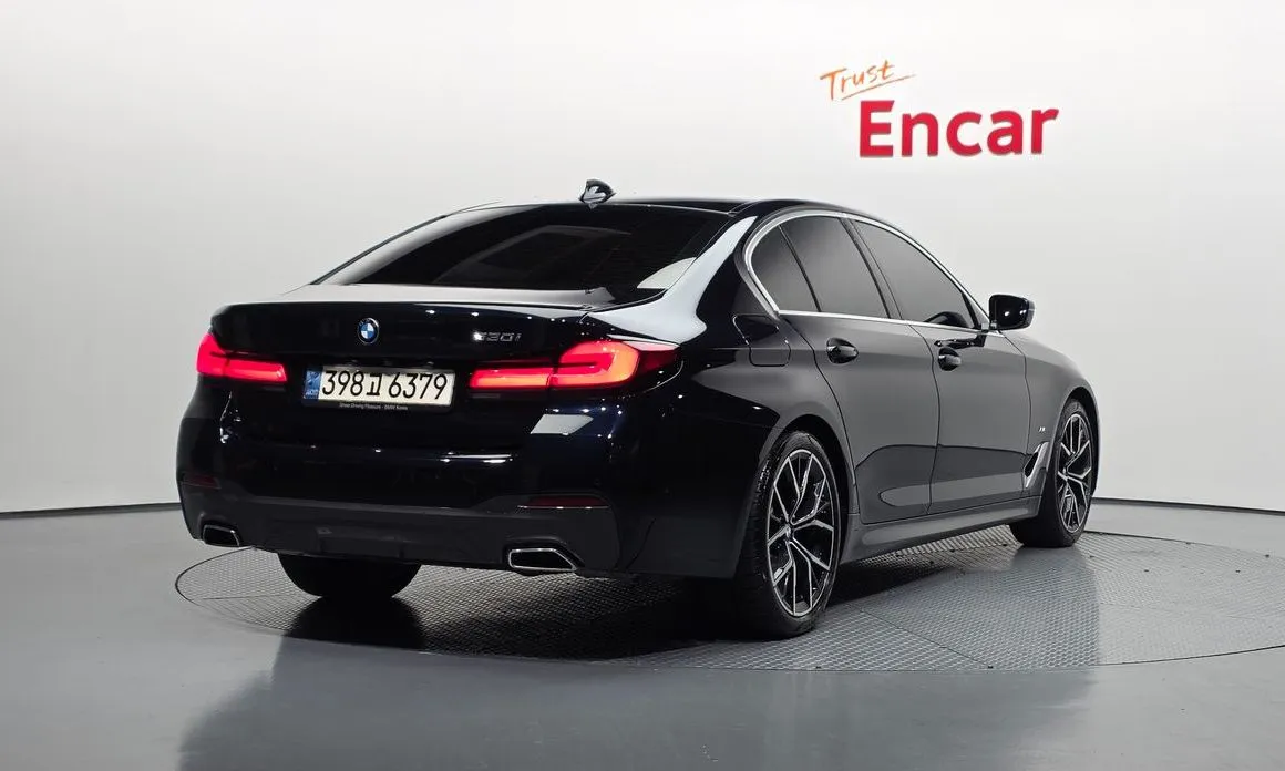 BMW 5-Series 2022 из KR, фото 4