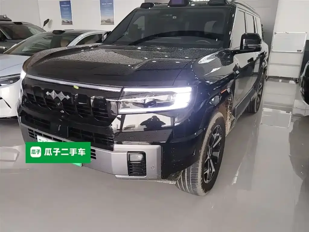 Fang Cheng Bao Leopard 8