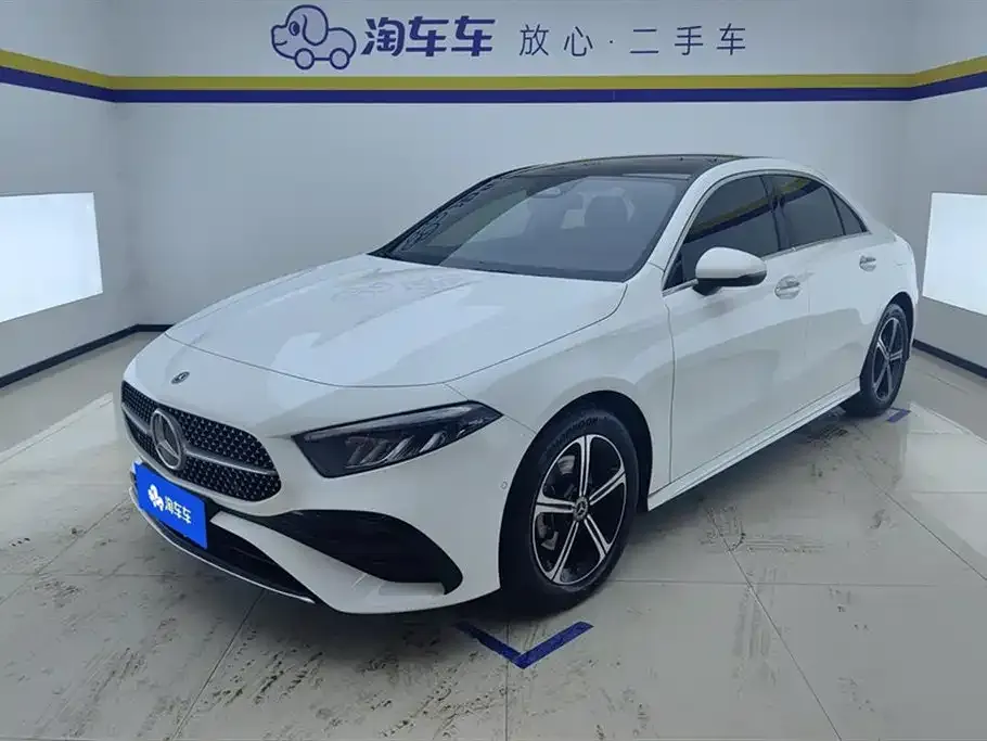 Mercedes-Benz A-Class 2023 из CN, фото 1