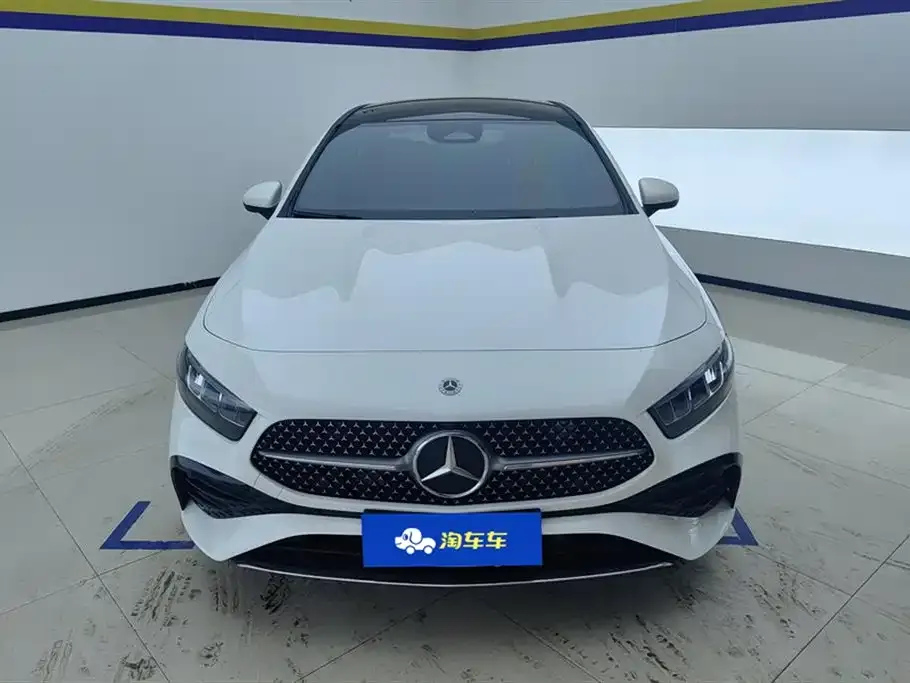Mercedes-Benz A-Class 2023 из CN, фото 8
