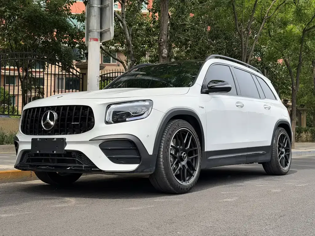 Mercedes-Benz GLB AMG 2023 из CN, фото 1