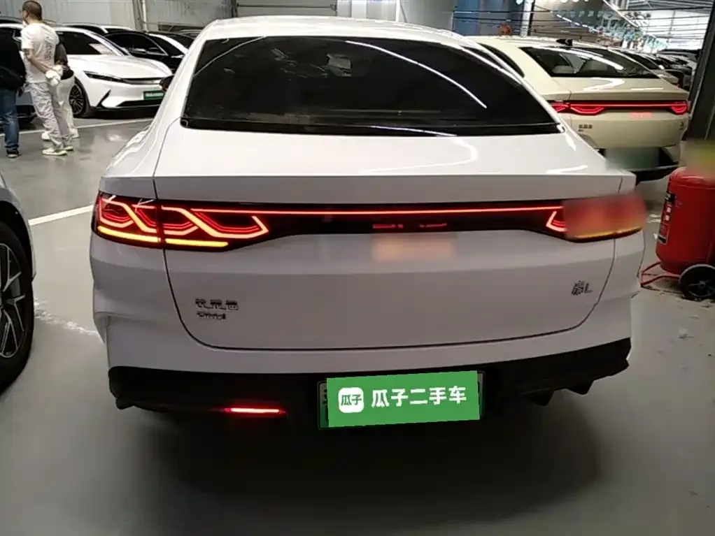 BYD Qin L — фото 6