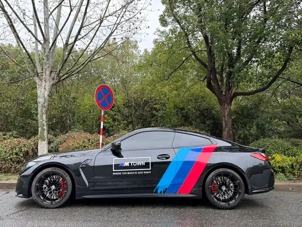 BMW M4 — фото 10