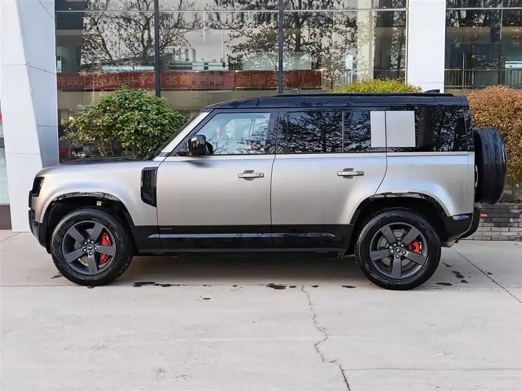 Land Rover Defender 2024 из CN, фото 10