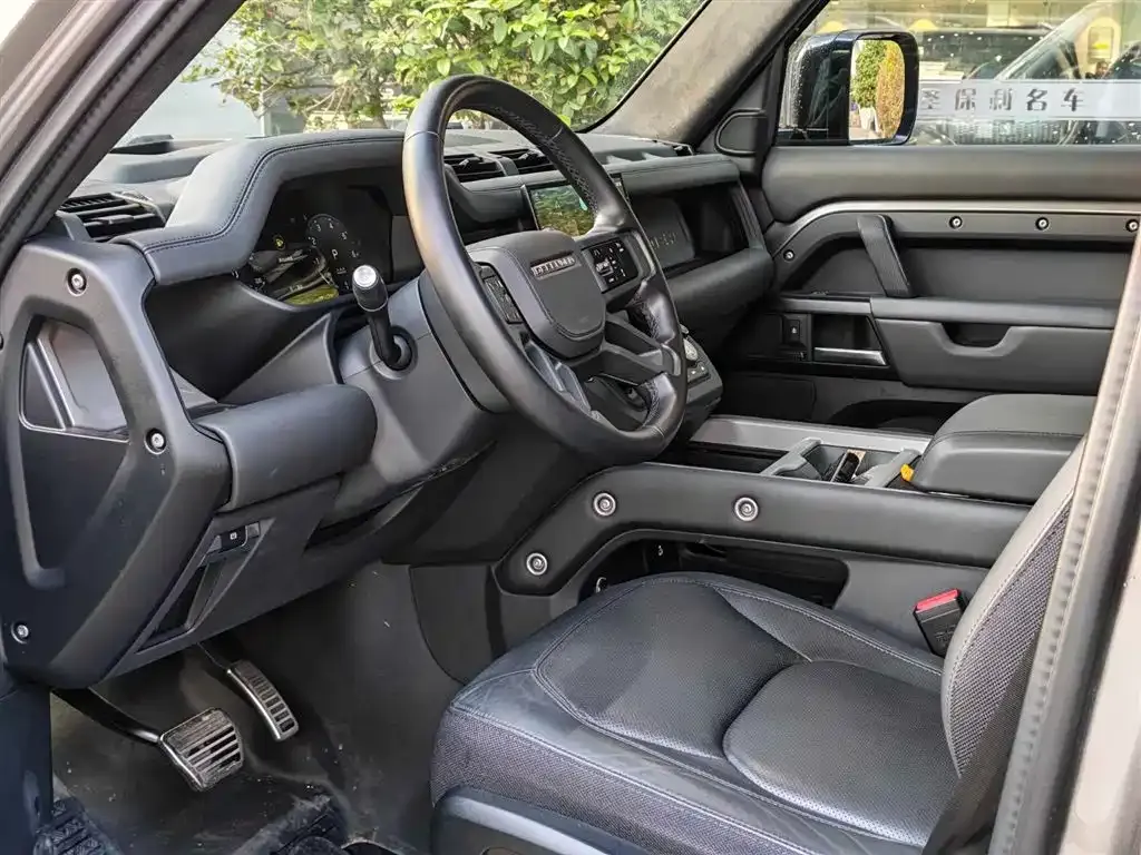Land Rover Defender 2024 из CN, фото 9