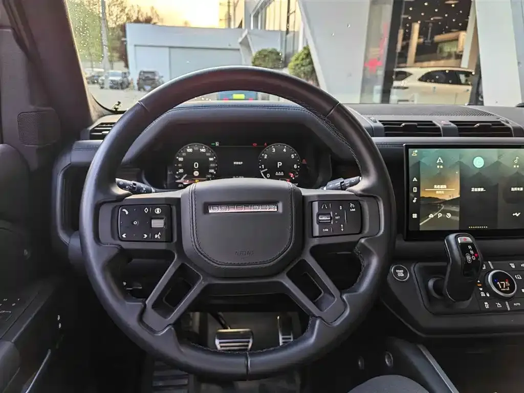 Land Rover Defender 2024 из CN, фото 7