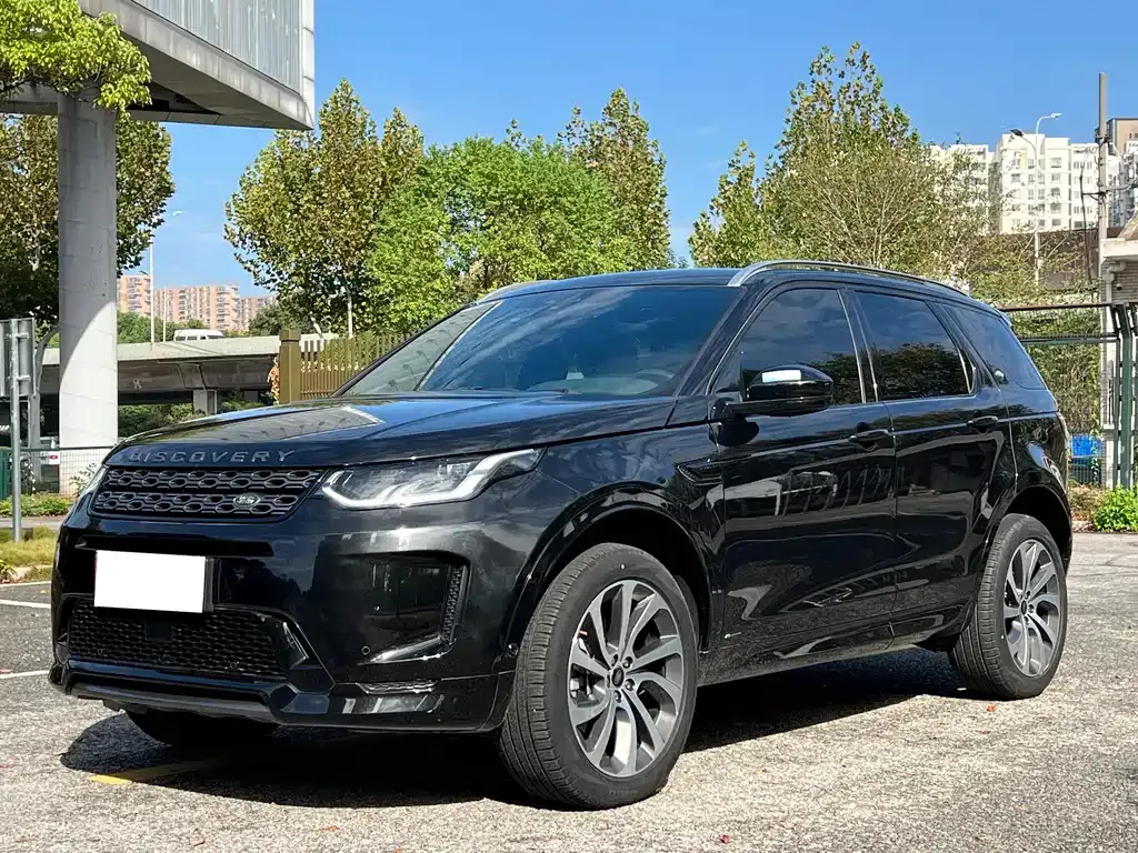 Land Rover Discovery Sport — фото 1