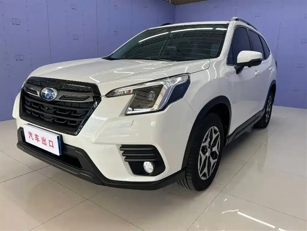 Subaru Forester — фото 1
