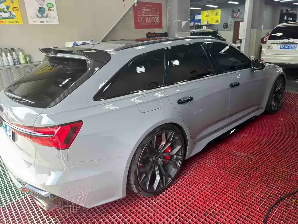 Audi RS 6 2023 из CN, фото 8