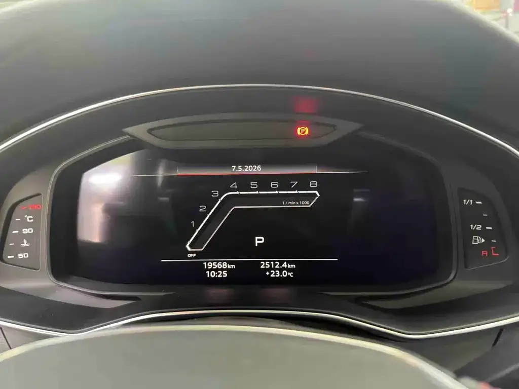 Audi RS 6 2023 из CN, фото 2