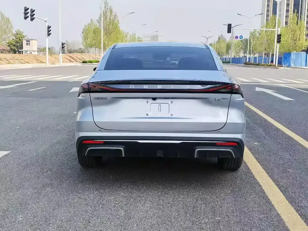 Geely Galaxy L6 2025 из CN, фото 9