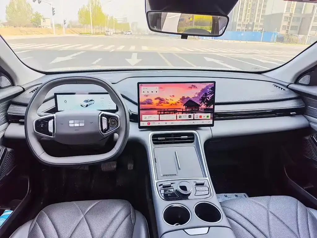 Geely Galaxy L6 2025 из CN, фото 4