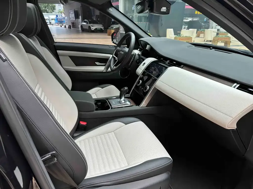 Land Rover Discovery Sport — фото 2