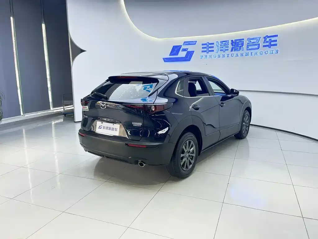 Mazda CX-30 2021 из CN, фото 5