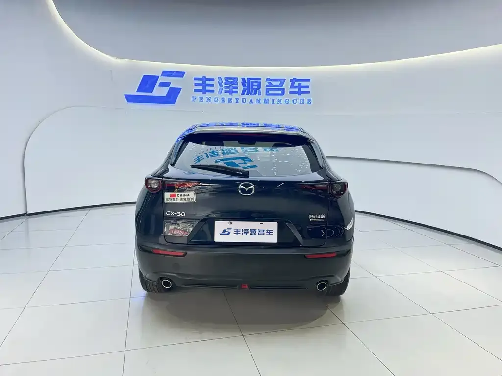 Mazda CX-30 2021 из CN, фото 2