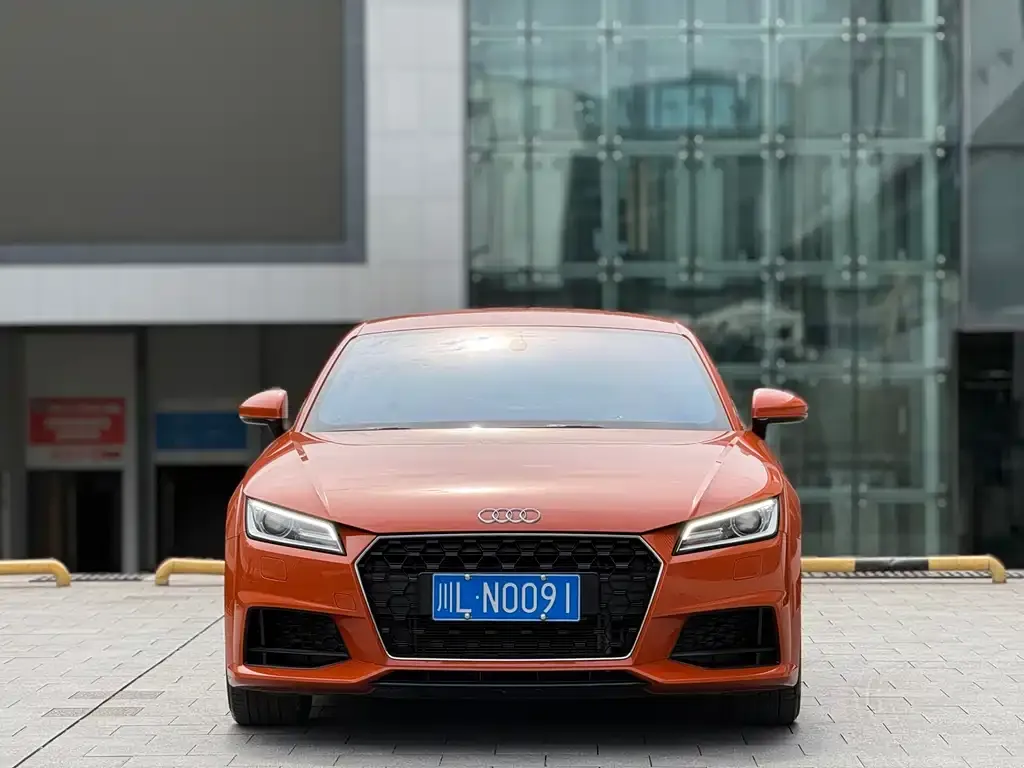 Audi TT 2024 из CN, фото 4