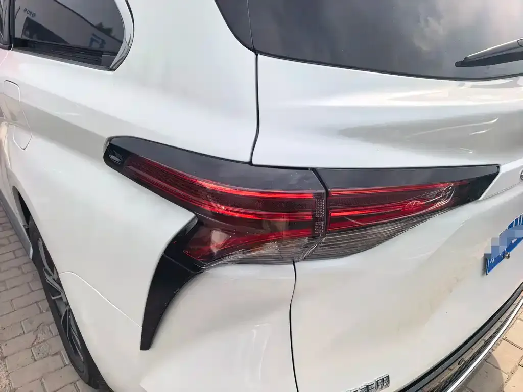 Toyota Granvia 2025 из CN, фото 9