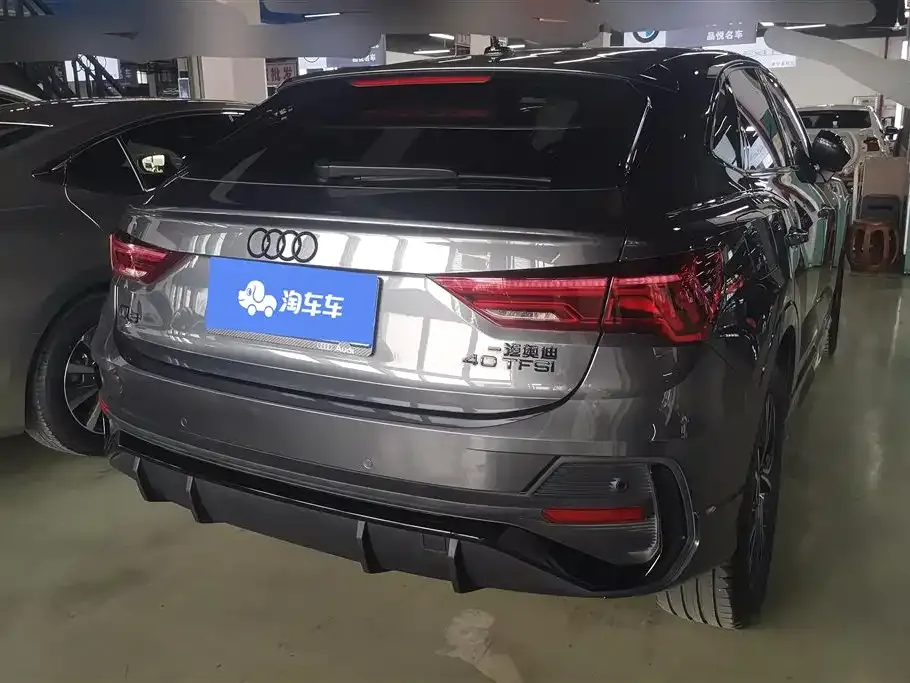Audi Q3 Sportback — фото 7
