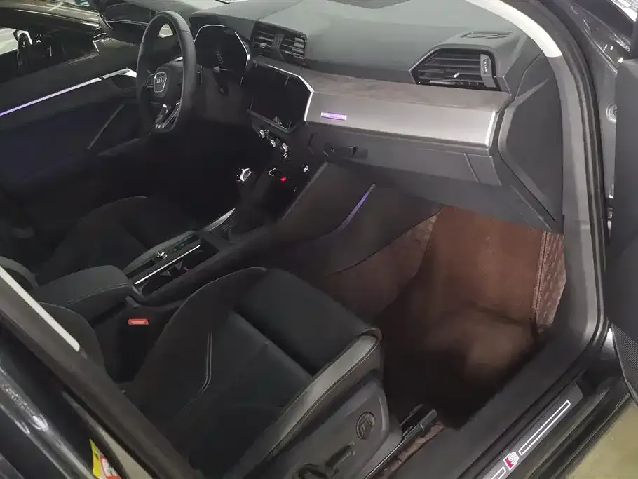 Audi Q3 Sportback — фото 2