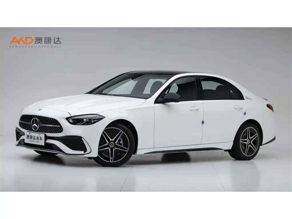 Mercedes-Benz C-Class — фото 1