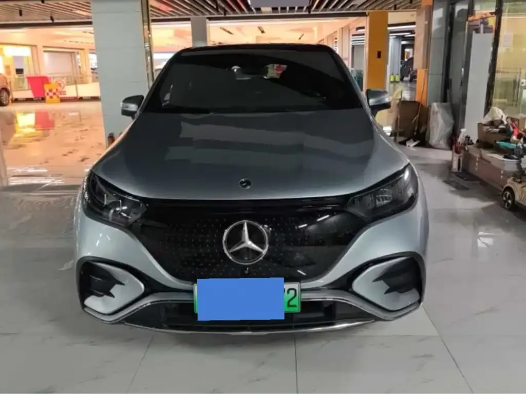 Mercedes-Benz EQE SUV