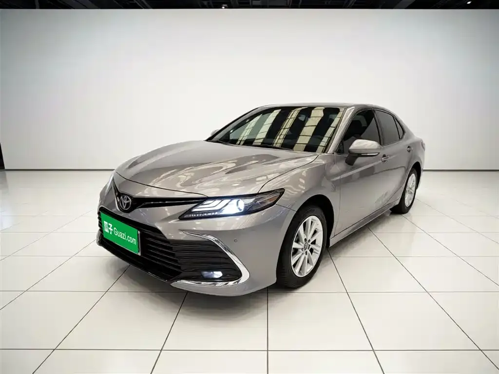 Toyota Camry 2022 из CN, фото 1