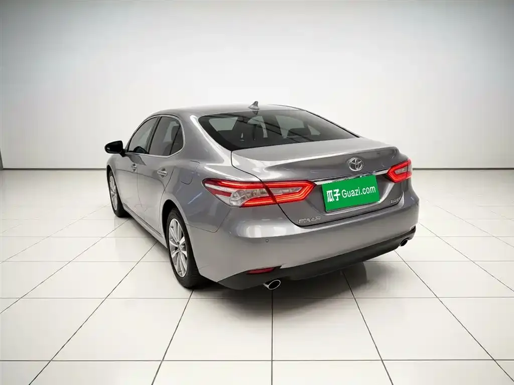 Toyota Camry 2022 из CN, фото 5