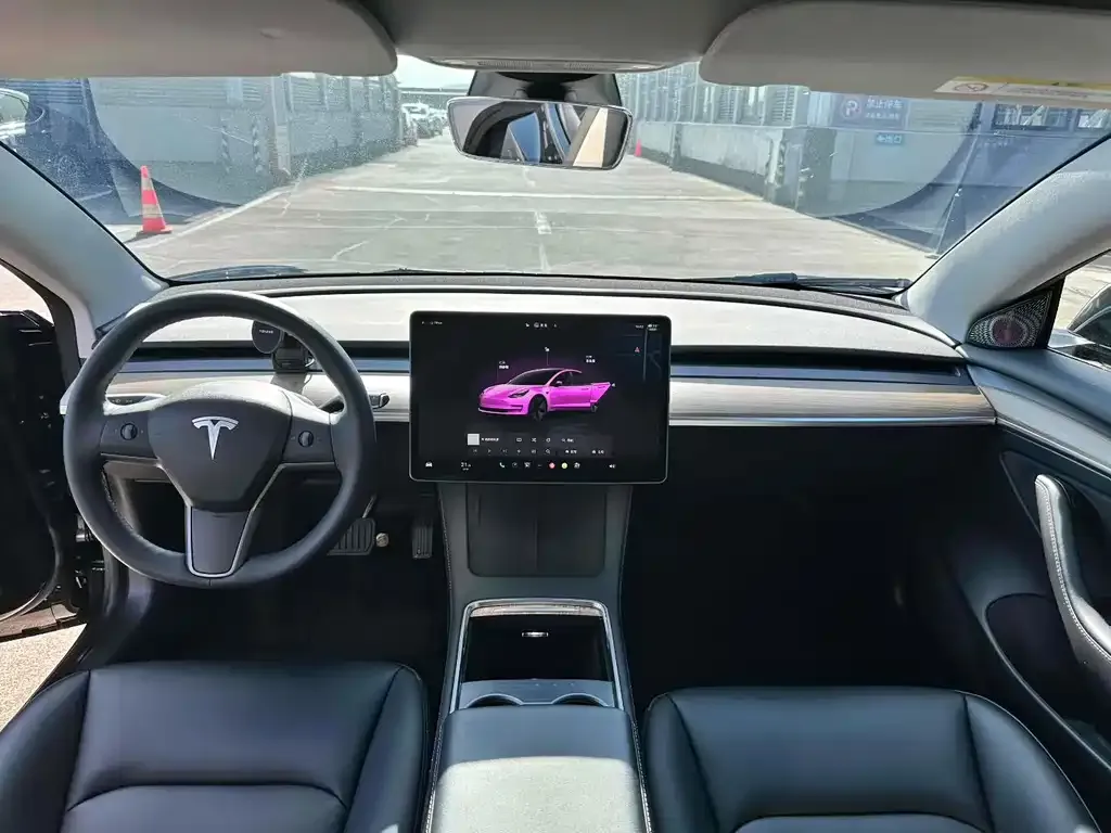 Tesla Model 3 — фото 6