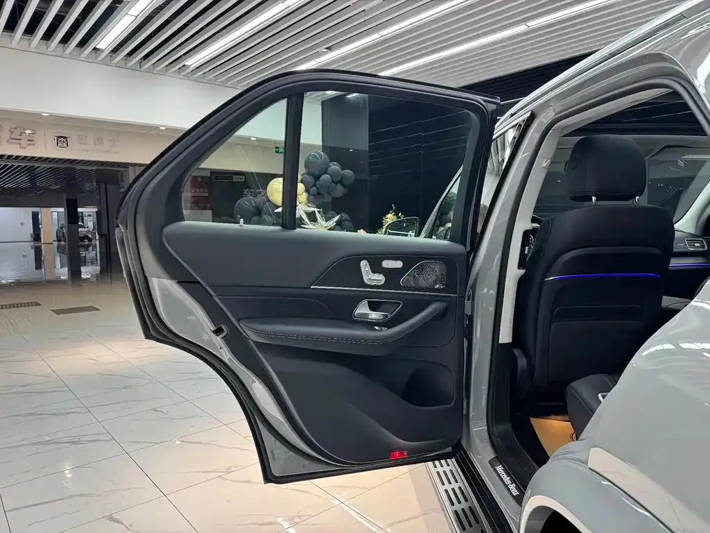 Mercedes-Benz GLE — фото 10