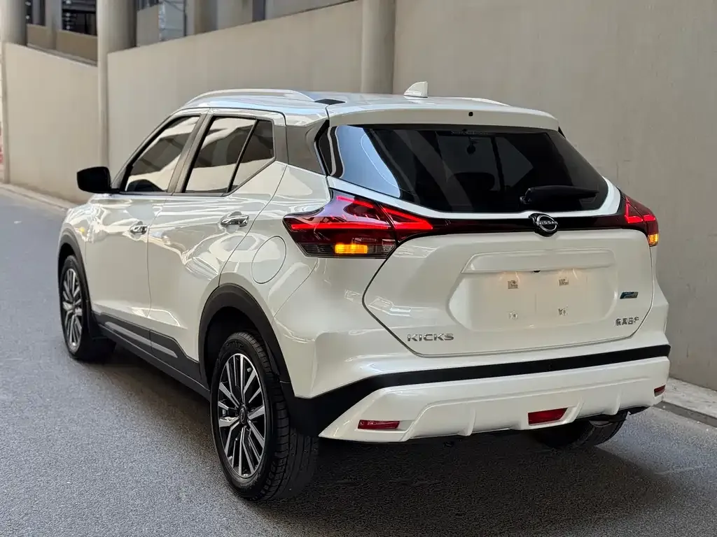 Nissan Kicks 2023 из CN, фото 4