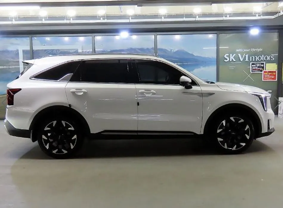 Kia Sorento — фото 5
