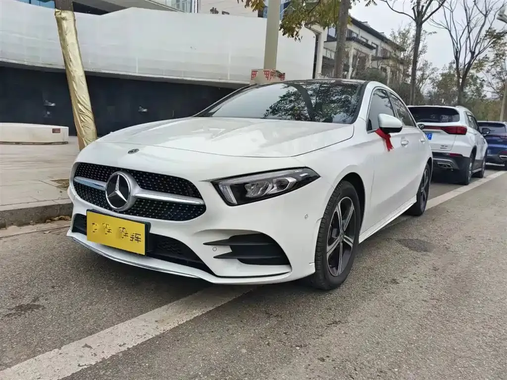 Mercedes-Benz A-Class — фото 1