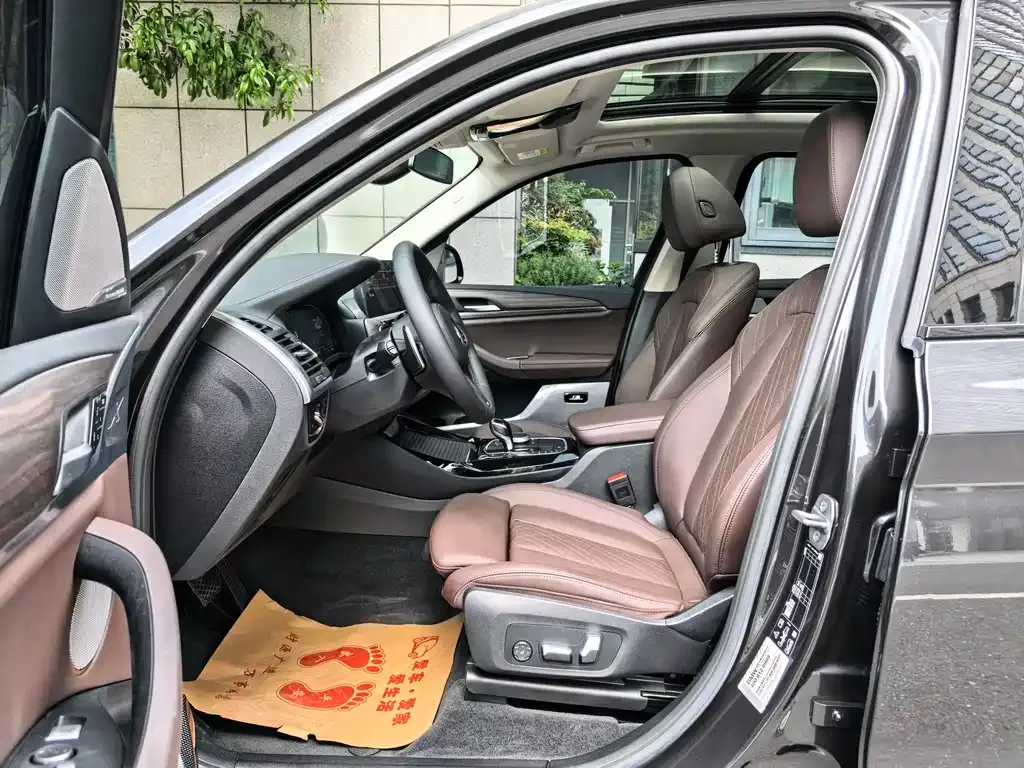 BMW X3 2022 из CN, фото 2