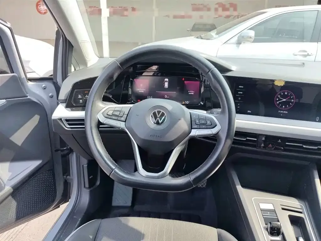 Volkswagen Golf 2022 из CN, фото 8