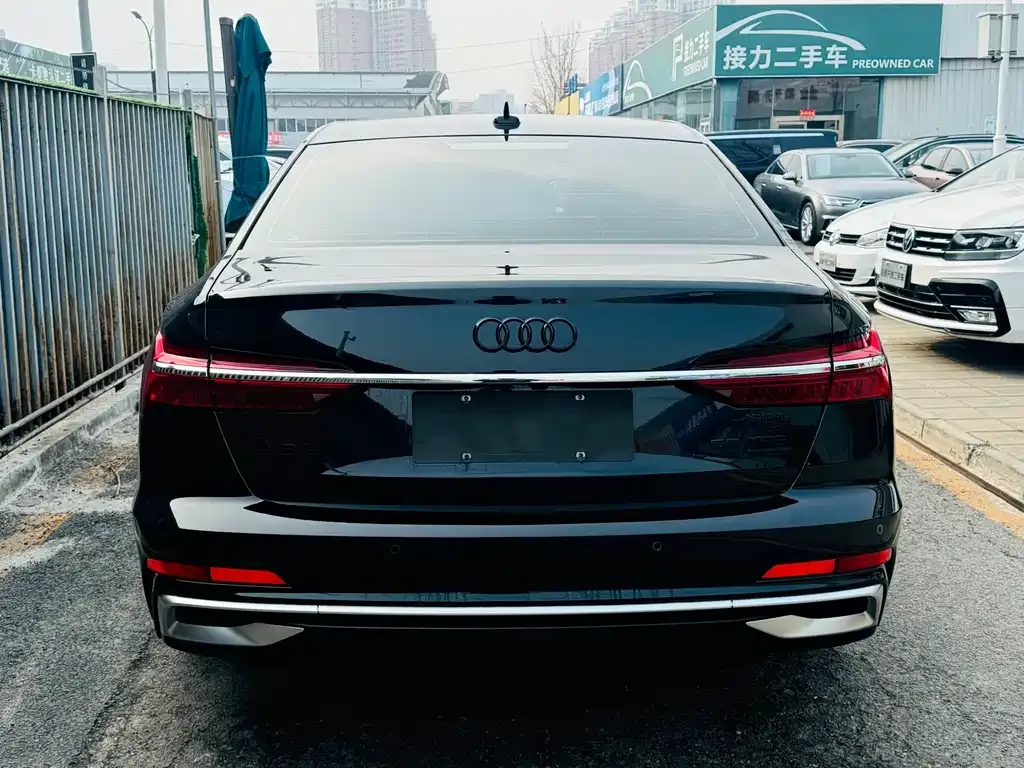 Audi A6L — фото 4