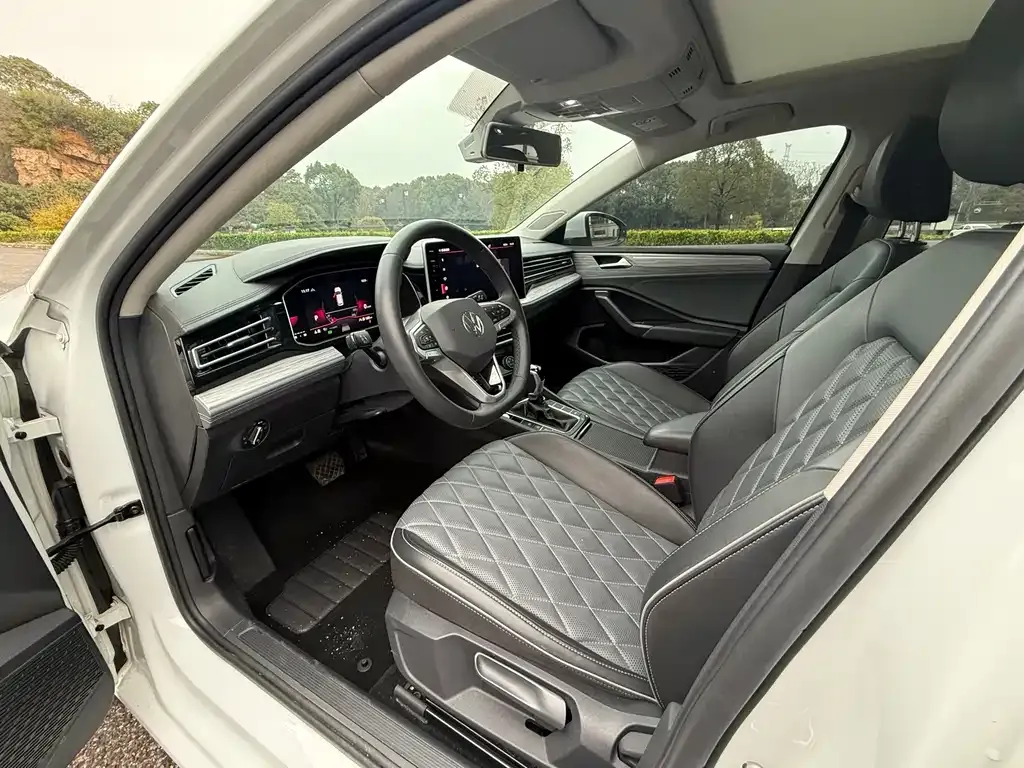 Volkswagen Sagitar 2023 из CN, фото 4