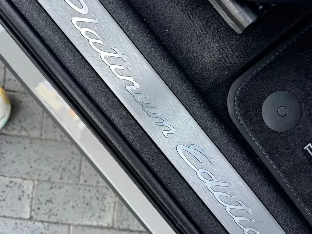 Porsche Cayenne Hybrid — фото 3