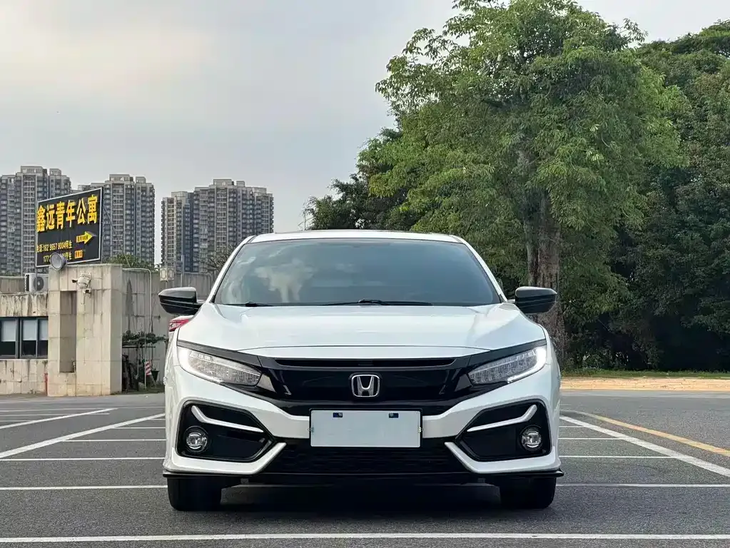 Honda Civic — фото 5