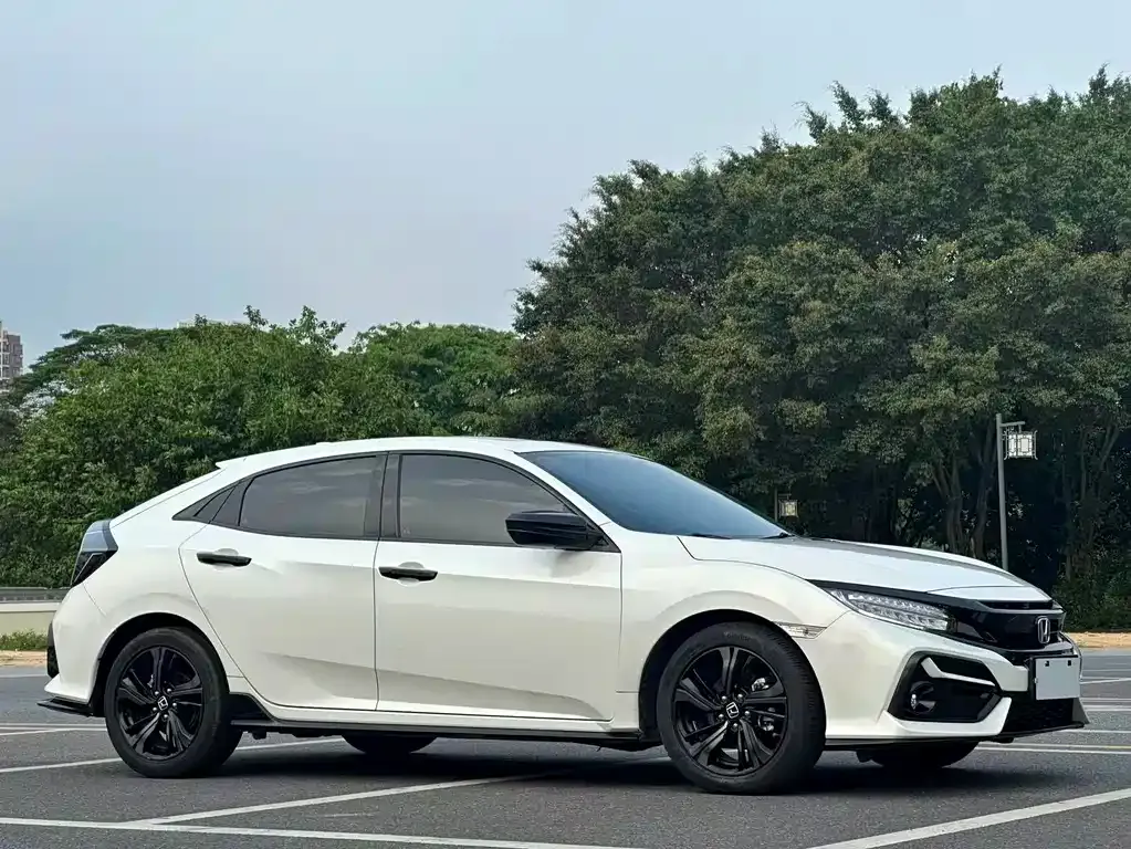 Honda Civic — фото 8
