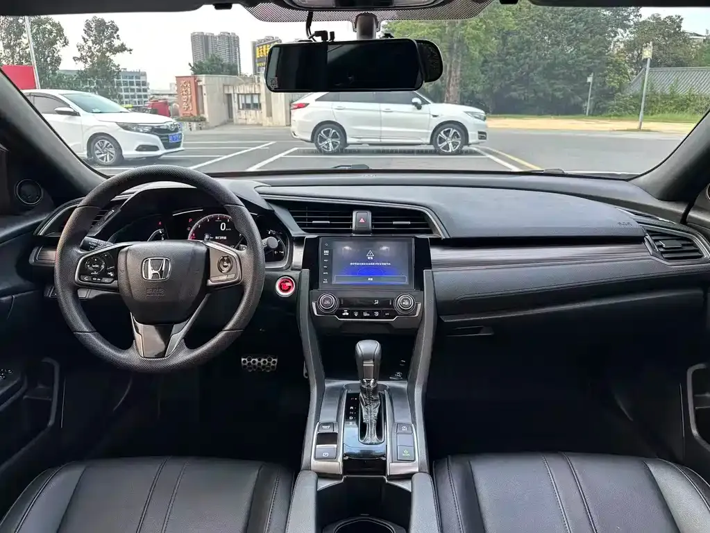 Honda Civic — фото 9
