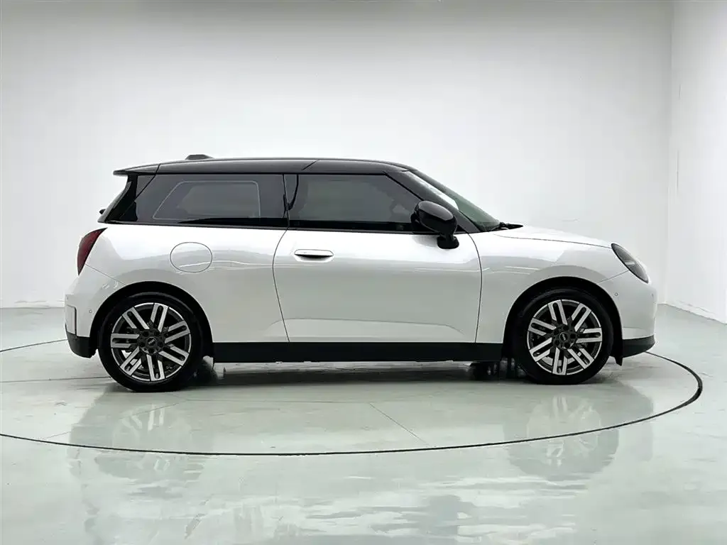 MINI Cooper EV 2024 из CN, фото 5