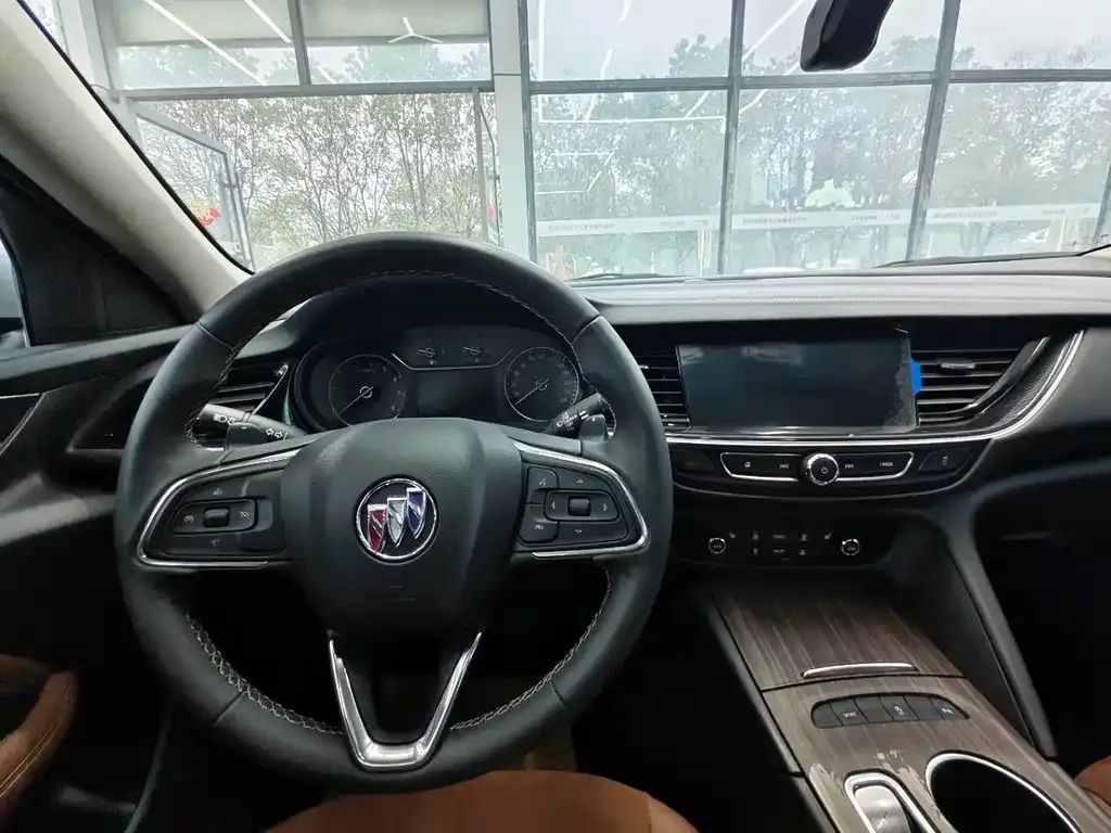 Buick Regal — фото 3