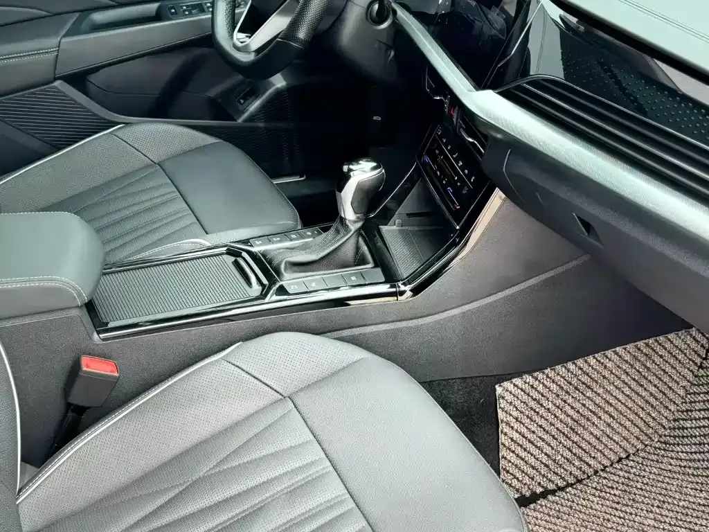 Volkswagen Passat — фото 9