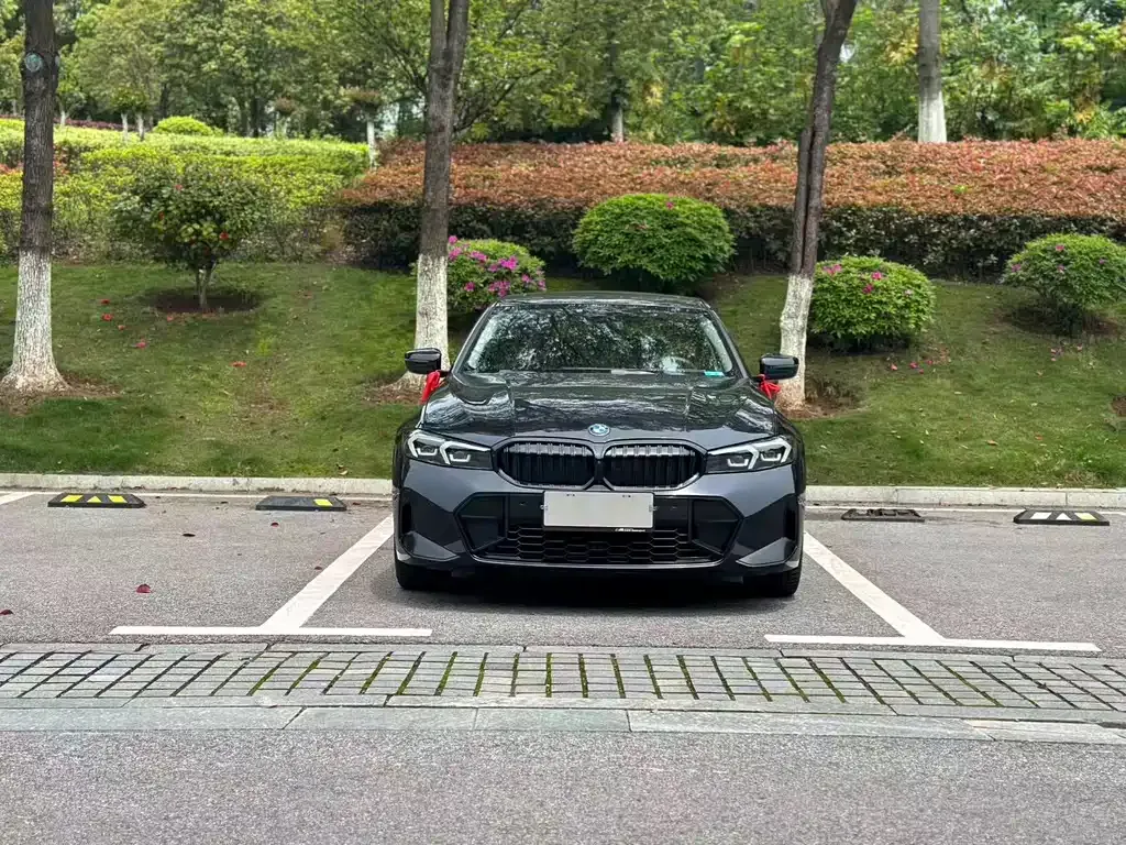 BMW 3 Series — фото 1