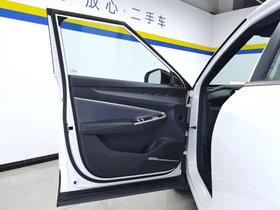 Geely Boyue 2024 из CN, фото 7