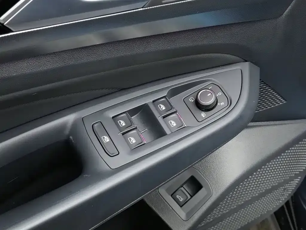 Volkswagen Passat — фото 6