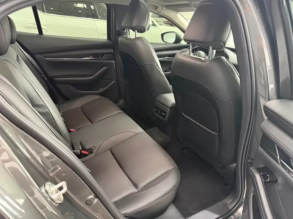 Mazda 3 Axela 2021 из CN, фото 6