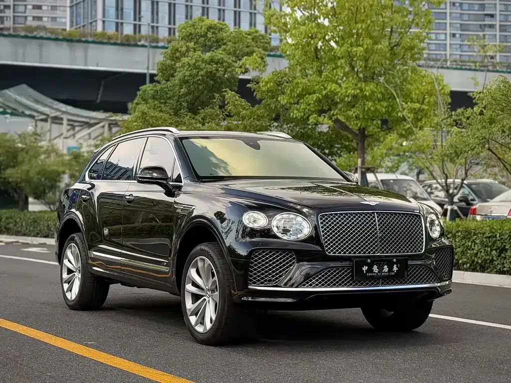 Bentley Bentayga — фото 5