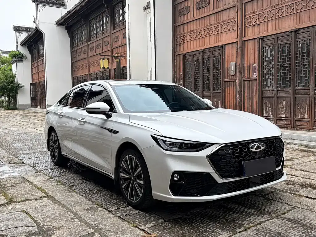 Chery Arrizo 8 PRO — фото 7